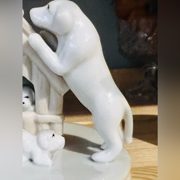 Vintage Labrador Dog and Puppies Music box by Summit - Picture 11 of 11